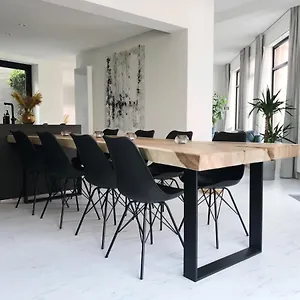Nyaman Ostende